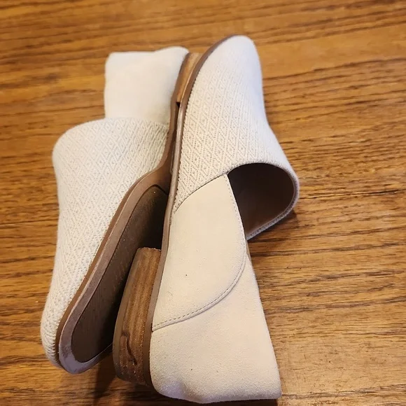 Clarks Pure Tone Natural Canvas Loafers Size 8.5 - Picture 3 of 9